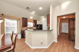 4610 Beechwood Dr, Rosenberg, TX 77471 - Photo 10