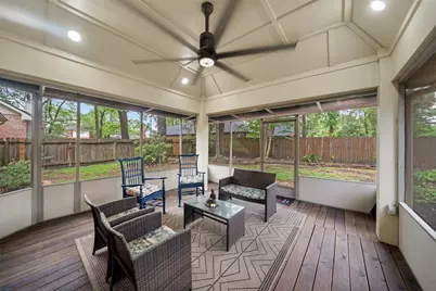 3410 Meadow Glade Circle, Houston, TX 77345 - Photo 8