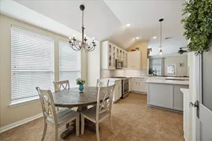 13127 Avalange Ct, Cypress, TX 77429 - Photo 8