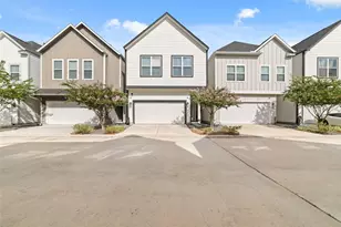 6722 Parker Grv Ln, Houston, TX 77076 - Photo 2