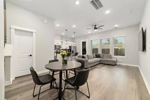 6722 Parker Grv Ln, Houston, TX 77076 - Photo 8