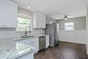 1719 Longhorn Dr, Houston, TX 77080 - Photo 20
