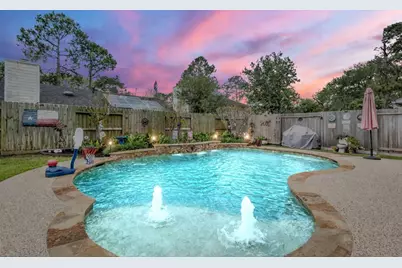 8655 Plum Lake Drive, Houston, TX 77095 - Photo 2