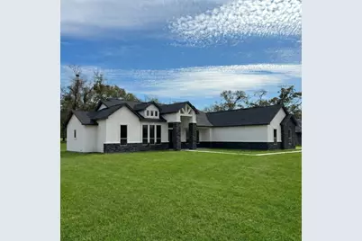 210 Birdie Dr, Hempstead, TX 77445 - Photo 1