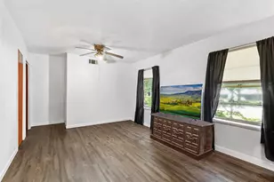 8502 Friendship Rd, Houston, TX 77080 - Photo 8