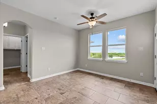 10015 S Redfish Dr, Hitchcock, TX 77563 - Photo 12