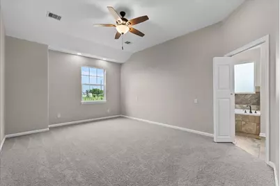 10015 S Redfish Drive, Hitchcock, TX 77563 - Photo 10