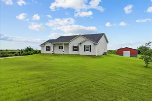 10015 S Redfish Dr, Hitchcock, TX 77563 - Photo 1