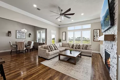 14610 Saratoga Lane, Mont Belvieu, TX 77523 - Photo 6