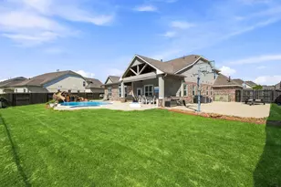 14610 Saratoga Ln, Mont Belvieu, TX 77523 - Photo 32