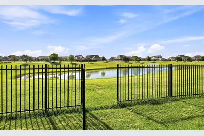 14610 Saratoga Lane, Mont Belvieu, TX 77523 - Photo 38