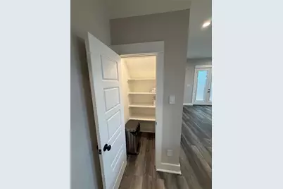 702 Pinemont Canyon Lane, Houston, TX 77018 - Photo 8