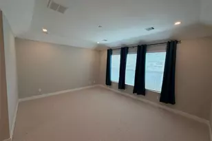 702 Pinemont Cyn Ln, Houston, TX 77018 - Photo 14
