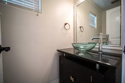 3119 Fairdale Oaks E, Houston, TX 77057 - Photo 12