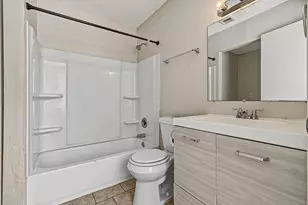 12990 Greenway Chase Ct, Houston, TX 77072 - Photo 22