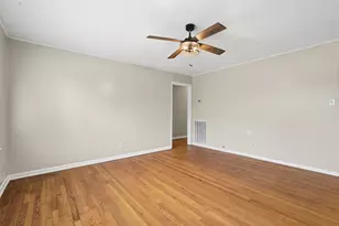 1759 S Park Dr, Alvin, TX 77511 - Photo 4