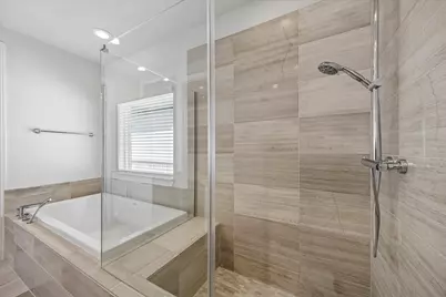 9663 Kings Cross Station, Houston, TX 77045 - Photo 16