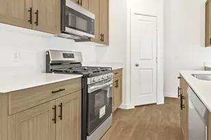 2626 Magnolia Meadows Dr, Rosenberg, TX 77471 - Photo 6