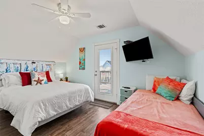 218 Sea Oats Drive, Surfside Beach, TX 77541 - Photo 20