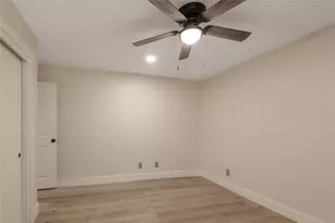 2401 Sycamore Ave, Huntsville, TX 77340 - Photo 24