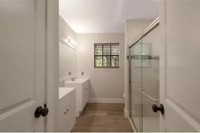 2401 Sycamore Avenue #E6, Huntsville, TX 77340 - Photo 18