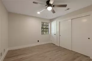 2401 Sycamore Ave, Huntsville, TX 77340 - Photo 22