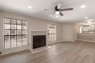 2401 Sycamore Ave, Huntsville, TX 77340 - Photo 6
