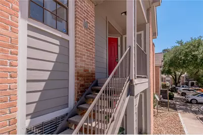 2401 Sycamore Avenue #E6, Huntsville, TX 77340 - Photo 2