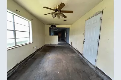 3170 Corley Street, Beaumont, TX 77701 - Photo 6