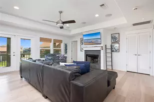 963 Palm Ridge Dr, Crystal Beach, TX 77650 - Photo 16