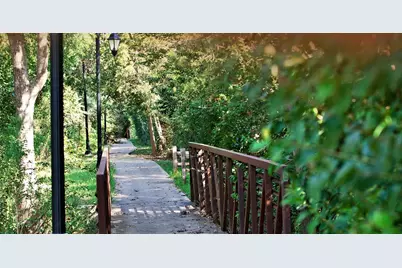 207 S Oak Street, Morgans Point, TX 77571 - Photo 4