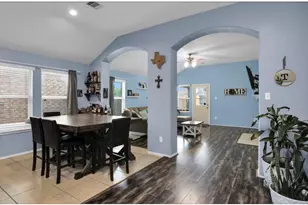 5015 Bridgecrossing Ct, Spring, TX 77379 - Photo 4