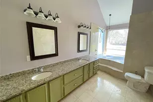 7230 Sims Dr, Houston, TX 77061 - Photo 12