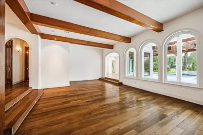 30 Halfmoon Court, The Woodlands, TX 77380 - Photo 6