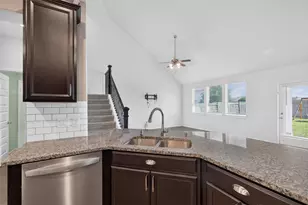 10505 Clouds Rst Dr, Iowa Colony, TX 77583 - Photo 16