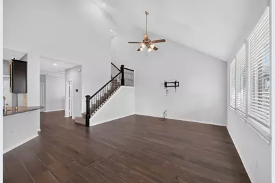 10505 Clouds Rest Drive, Iowa Colony, TX 77583 - Photo 8