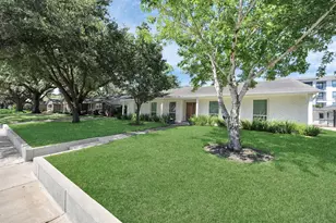 7610 Highmeadow Dr, Houston, TX 77063 - Photo 6