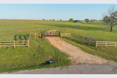 11950 Whitman Rd, Brenham, TX 77833 - Photo 2