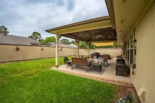4818 Heritage Plains Dr, Friendswood, TX 77546 - Photo 22