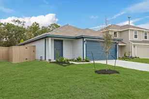 23239 Teakwood Hills Dr, Splendora, TX 77372 - Photo 2