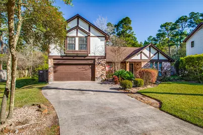 24 E Torch Pine Circle, The Woodlands, TX 77381 - Photo 2