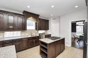 2815 Hidden Springs Cir, Manvel, TX 77578 - Photo 12