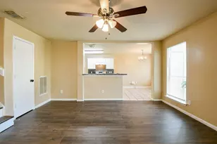 2643 Kiplands Ct, Houston, TX 77014 - Photo 8