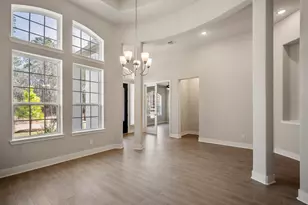 320 Magnolia Bloom Ct, Willis, TX 77318 - Photo 8