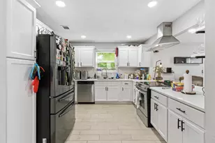 306 Center St, Pasadena, TX 77506 - Photo 12
