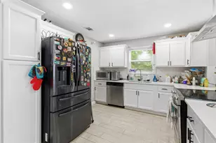306 Center St, Pasadena, TX 77506 - Photo 14