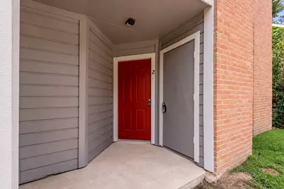 2401 Sycamore Avenue #C2, Huntsville, TX 77340 - Photo 2