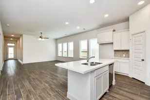 1318 Lakeside Crk Rd, Magnolia, TX 77354 - Photo 4