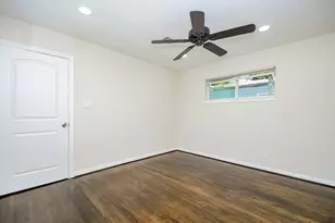 7419 Jalna St, Houston, TX 77055 - Photo 44