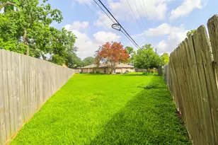 11115 Silkwood Dr, Houston, TX 77031 - Photo 18